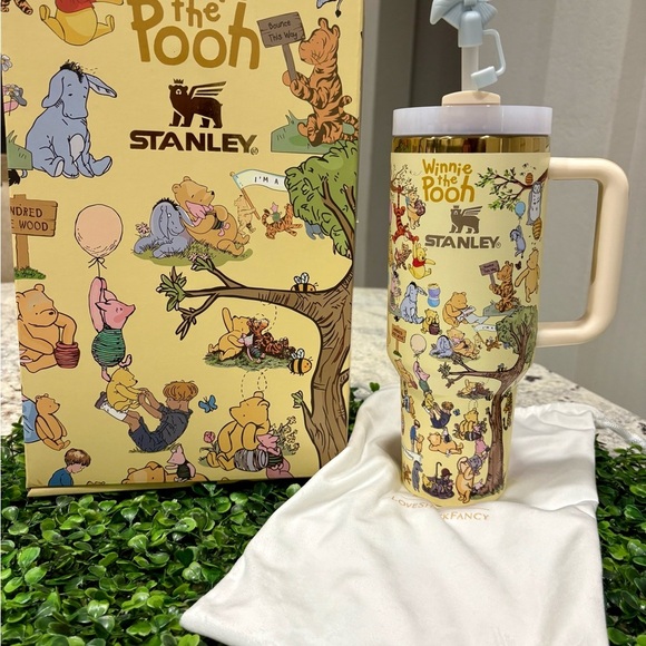 Stanley Winnie the Pooh Tumbler with Handle - Picture 1 of 5